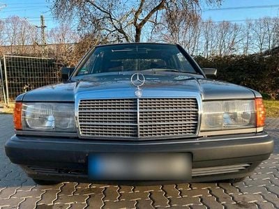 Gebraucht Mercedes 190 102 PS (75 kW) 1989 Grau Limousine