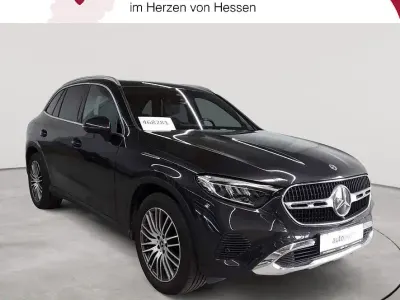 Begagnad Mercedes GLC220 Advanced 197 HK (144 kW) 2024 Grå SUV
