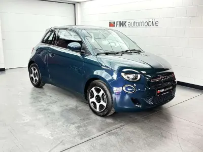 Gebraucht Fiat 500e Action 69 kW (95 PS) 2022 Ocean green Limousine