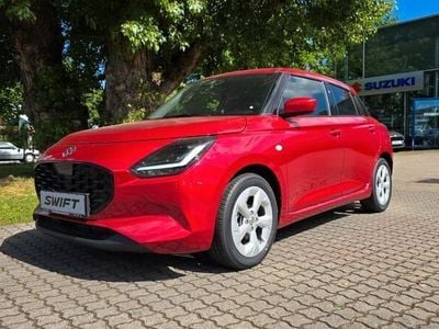 Neu Suzuki Swift Comfort 83 PS (61 kW) 2025 Rot Kleinwagen