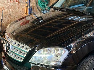 Schwarz Gebraucht 2010 Mercedes ML350 SUV | 14.800 € (Teuer)