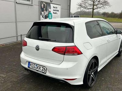 Gebraucht VW Golf VII Comfortline 140 PS (102 kW) 2014 Weiß Limousine
