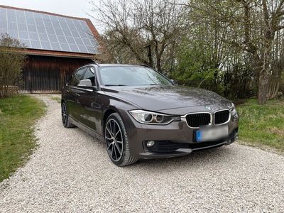 gebraucht BMW 320 d F31 Luxury Line Navi Prof Leder Head Up AHK Scheckheft