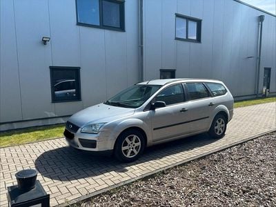 Second-hand Ford Focus 90 CP (66 kW) 2006 Gri Break