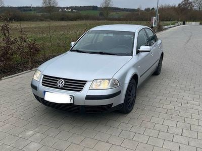 Gebraucht VW Passat Basis 102 PS (75 kW) 2001 Silber Limousine