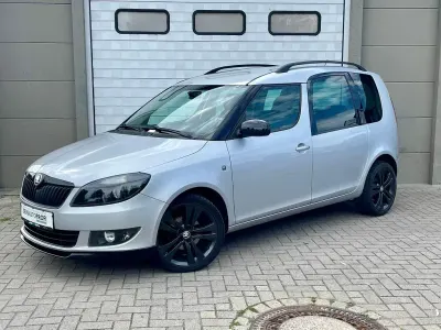 Gebraucht Skoda Roomster Noire 86 PS (63 kW) 2013 Silber Van / Kleinbus