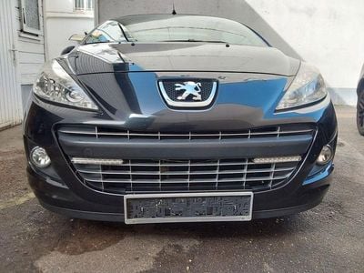 Gebraucht Peugeot 207 CC Premium 120 PS (88 kW) 2011 Schwarz Cabrio