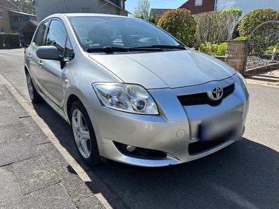 Usata Toyota Auris 97 CV (71 kW) 2008 Argento Utilitaria