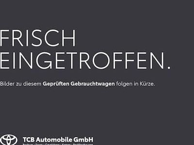 Neu Toyota Yaris Cross 130 PS (95 kW) 2025 Grün SUV