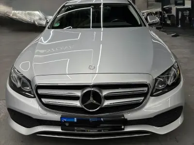 Gebraucht Mercedes E350 Avantgarde 258 PS (189 kW) 2016 Silber Limousine