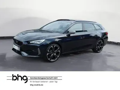 Gebraucht Cupra Leon VZ 245 PS (180 kW) 2022 Asphalt blau metallic Kombi