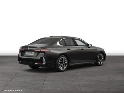 Gebraucht BMW 540 286 PS (210 kW) 2025 Grau Limousine