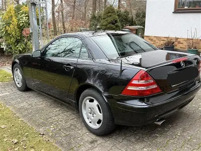 Gebraucht Mercedes SLK200 163 PS (119 kW) 2000 Schwarz Cabrio