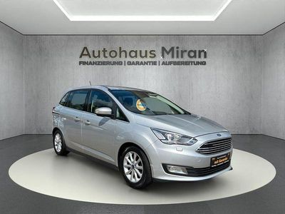 Silber Gebraucht 2018 Ford Grand C-Max Van / Kleinbus | 10.499 € (Fairer Preis)