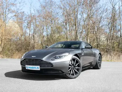 Gebraucht Aston Martin DB11 608 PS (447 kW) 2017 Silber Coupé