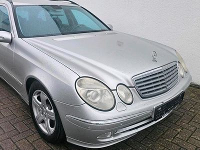 Mercedes 220