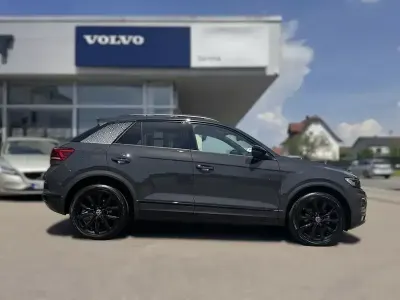Gebraucht VW T-Roc Design 150 PS (110 kW) 2022 Grau SUV