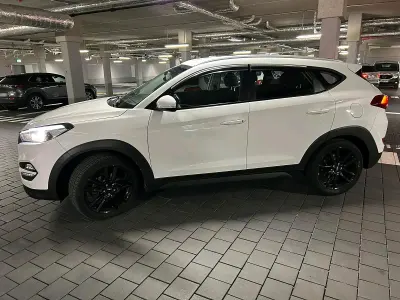 Gebraucht Hyundai Tucson 142 PS (104 kW) 2016 Weiß SUV