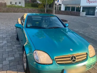 Gebraucht Mercedes SLK230 193 PS (141 kW) 1998 Grün Cabrio