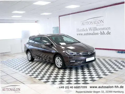 Gebraucht Opel Astra Dynamic 105 PS (77 kW) 2016 Kokosnuss braun (m2) Kombi