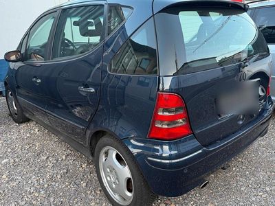 Mercedes A200