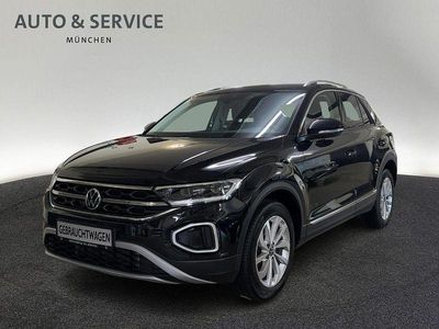 Second-hand VW T-Roc Style 150 CP (110 kW) 2023 Negru SUV