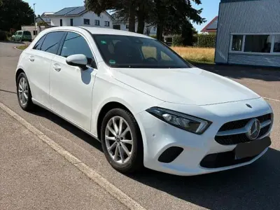 Gebraucht Mercedes A220 190 PS (139 kW) 2019 Weiß Limousine