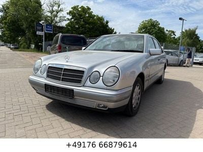 Mercedes E240