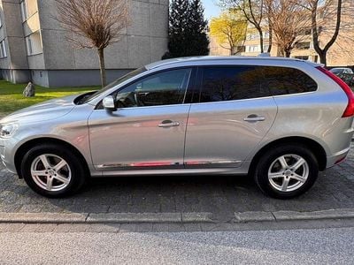 Gebraucht Volvo XC60 Summum 215 PS (158 kW) 2013 Silber SUV