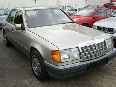 gebraucht Mercedes E200 E 200