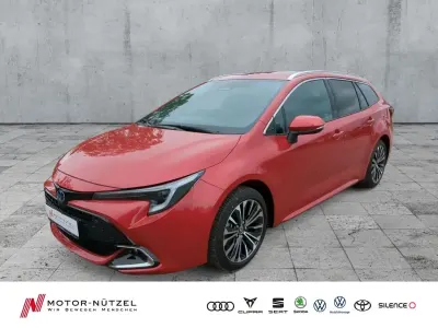 Neu Toyota Corolla 152 PS (111 kW) 2025 Rot Limousine
