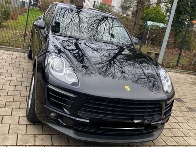 Porsche Macan S