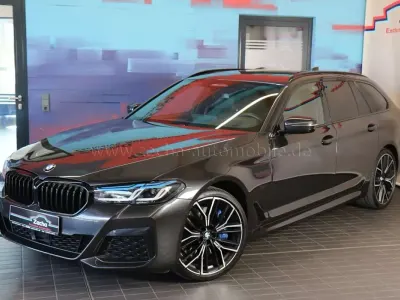 Gebraucht BMW 540 Performance 340 PS (250 kW) 2023 Sophistograu brillanteffekt (a Kombi