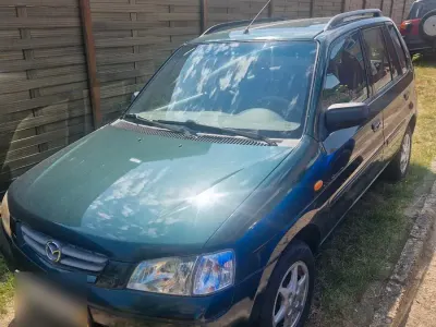 Gebraucht Mazda Demio 63 PS (46 kW) 2000 Grün Kleinwagen
