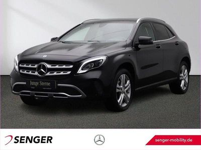 Mercedes GLA220