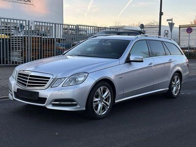 Gebraucht Mercedes E220 Avantgarde 170 PS (125 kW) 2011 Silber Kombi