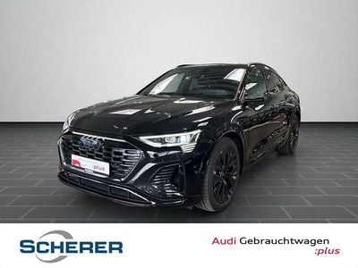 Mythosschwarz metallic (metallic) Gebraucht 2023 Audi Q8 Sportback e-tron Comfort SUV | 52.690 € (Guter Preis)