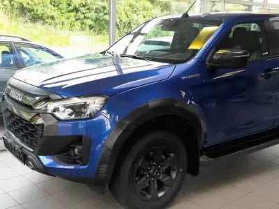 Neu Isuzu D-Max 163 PS (119 kW) 2026 Blau Pickup