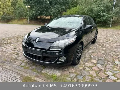 Gebraucht Renault Mégane III Bose Edition 116 PS (85 kW) 2012 Limousine