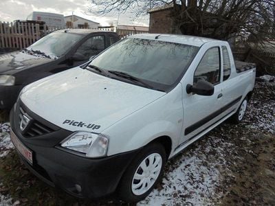 Gebraucht Dacia Logan Pick-Up 88 PS (64 kW) 2012 Weiß Pickup