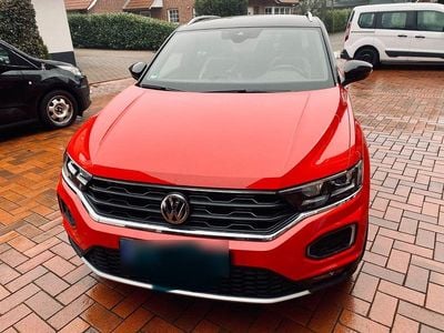 Second-hand VW T-Roc Sport 190 CP (139 kW) 2019 Negru SUV