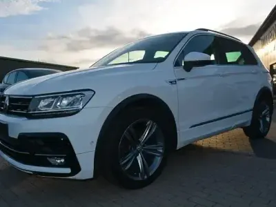 Usata VW Tiguan R-line 150 CV (110 kW) 2019 Bianco SUV