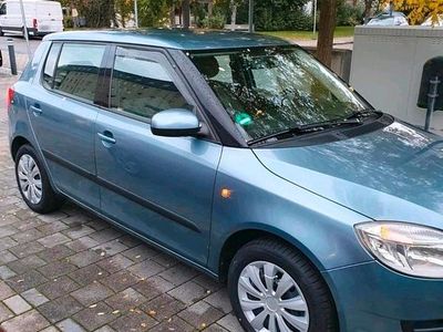 Gebraucht Skoda Fabia 60 PS (44 kW) 2009 Grau Kleinwagen