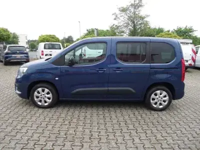 Gebraucht Opel Combo Life Elegance 131 PS (96 kW) 2022 Blau Van / Kleinbus