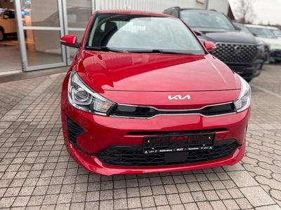 Gebraucht Kia Rio Vision 84 PS (61 kW) 2022 Rot Kleinwagen