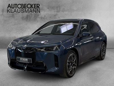 Neu BMW iX M Sport 300 kW (408 PS) 2026 Blau SUV