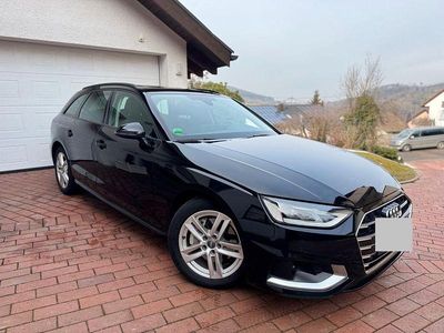 Schwarz Gebraucht 2020 Audi A4 Comfort Kombi | 20.300 € (Etwas zu teuer)