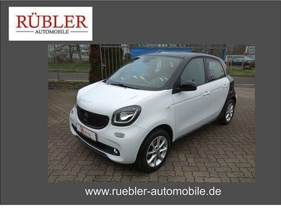 Gebraucht Smart ForFour Passion 71 PS (52 kW) 2015 Weiss Kleinwagen