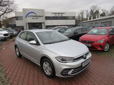 Gebraucht VW Polo Style 110 PS (80 kW) 2024 Silber Limousine