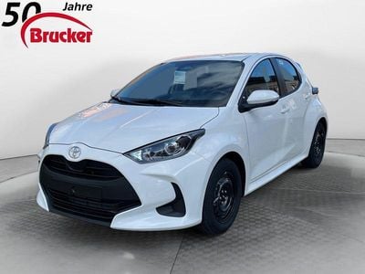 Neu Toyota Yaris Hybrid Comfort 116 PS (85 kW) 2026 Weiß Limousine